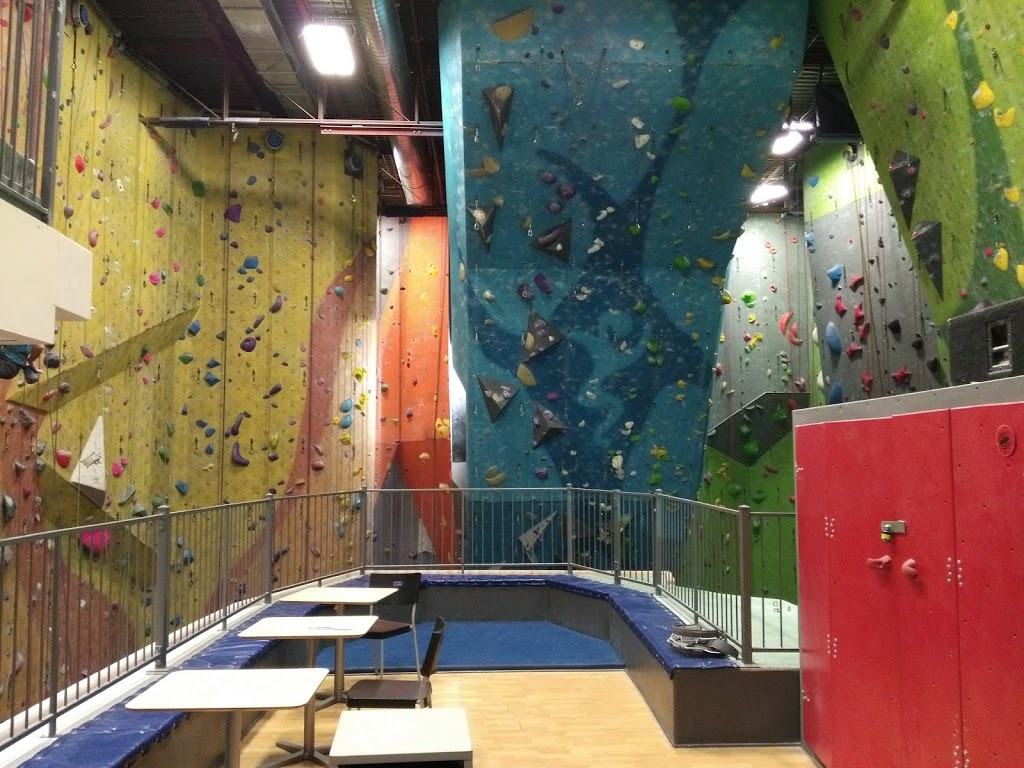 Délire Beauport | 2485 Boulevard Sainte-Anne, Québec, QC G1J 1Y4, Canada | Phone: (418) 658-8016