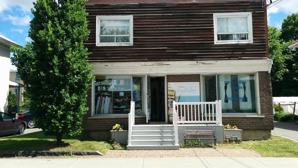 Les Tissus de Naphtaline | 290 Rue Notre Dame N, Sainte-Marie, QC G6E 2K6, Canada | Phone: (581) 224-8198