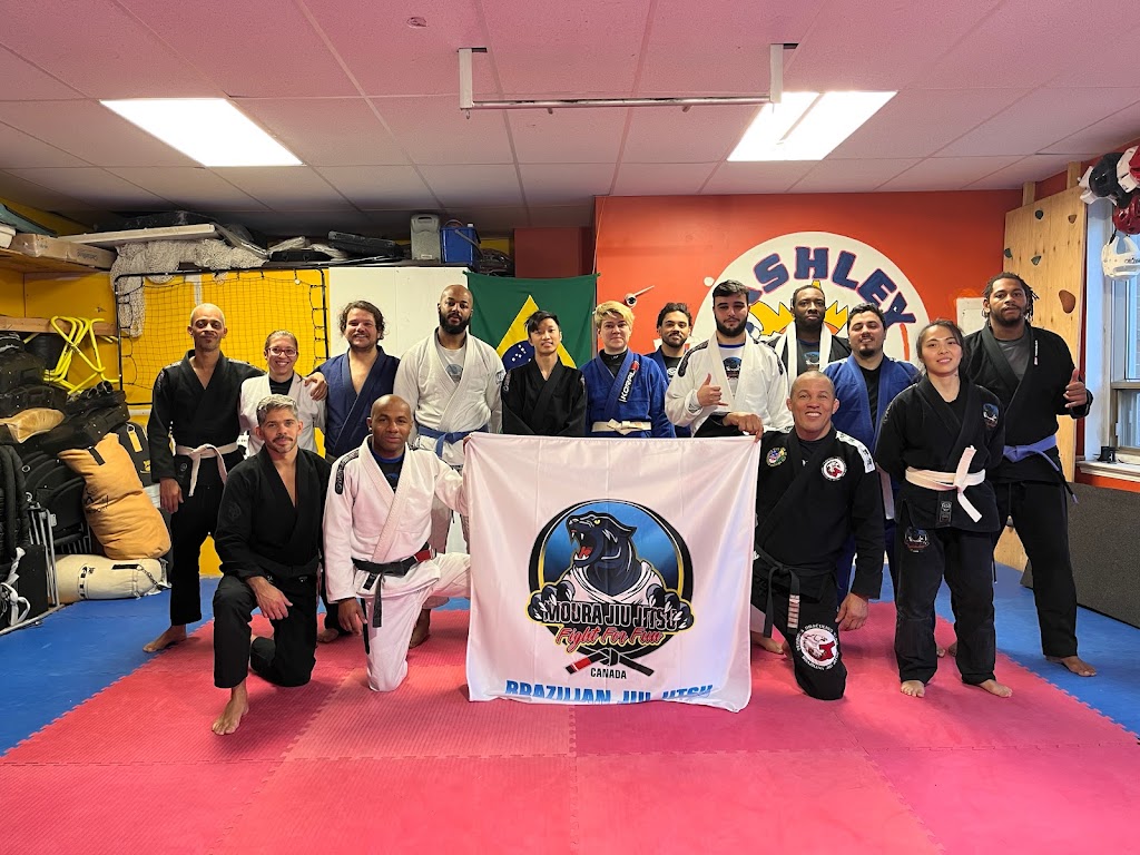 Moura Brazilian jiu-jitsu no | 3215 B Rue Beaubien E, Montréal, QC H1Y 1H6, Canada | Phone: (438) 866-5317