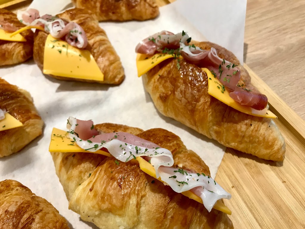 Lucullus Bakery | 13850 Steeles Ave #827, Halton Hills, ON L7G 0J1, Canada | Phone: (365) 877-6888