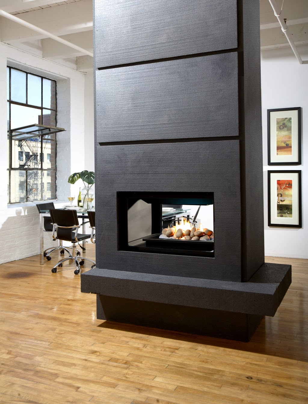 Friendly Fires Fireplaces & BBQs Carleton Place | 11384 ON-7, Carleton Place, ON K7C 3P1, Canada | Phone: (613) 253-5575