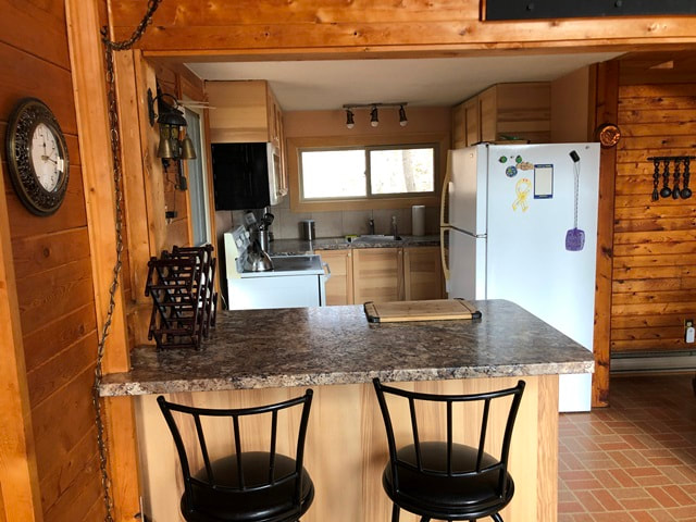 Peaksview Chalet | 83 Viewmount Dr, Calabogie, ON K0J 1H0, Canada | Phone: (613) 265-6755