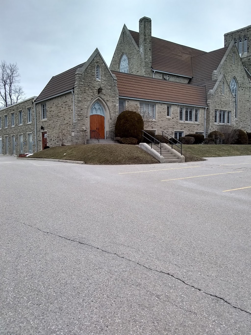 First United Church | 7 Curtis St, St Thomas, ON N5P 2L1, Canada | Phone: (519) 631-7570