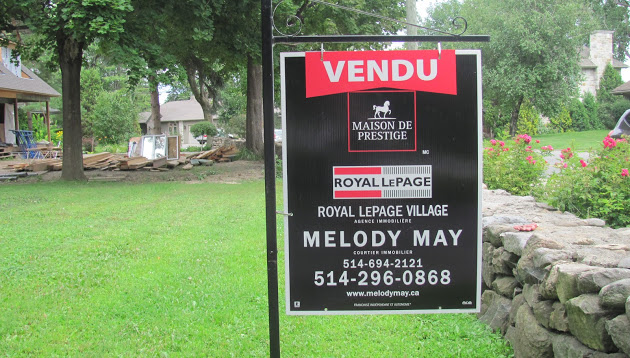 Équipe/ Team Melody May - Royal LePage Village | 263C Boul. Saint-Jean, Pointe-Claire, QC H9R 3J1, Canada | Phone: (514) 296-0868