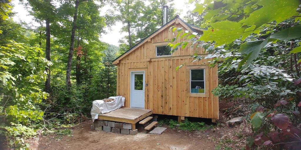 Refuge CMP | 635-615 Chem. du Poisson Blanc, Denholm, QC J8N 9E2, Canada | Phone: (819) 643-6155