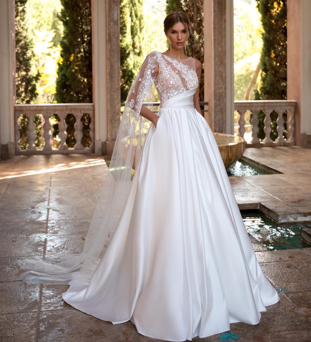 Ivory Bridal Toronto | 229 Rustic Rd, North York, ON M6L 1W3, Canada | Phone: (647) 450-0745