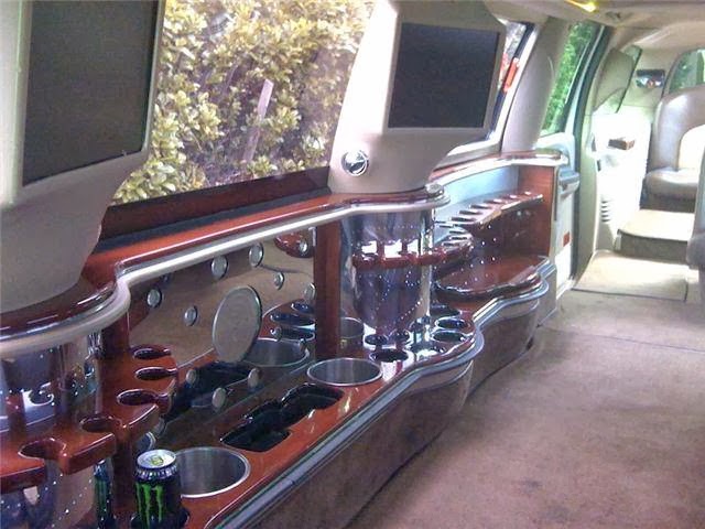 Vanlimo Limousine Service | 1427 W King Edward Ave, Vancouver, BC V6H 2A3, Canada | Phone: (604) 760-6527