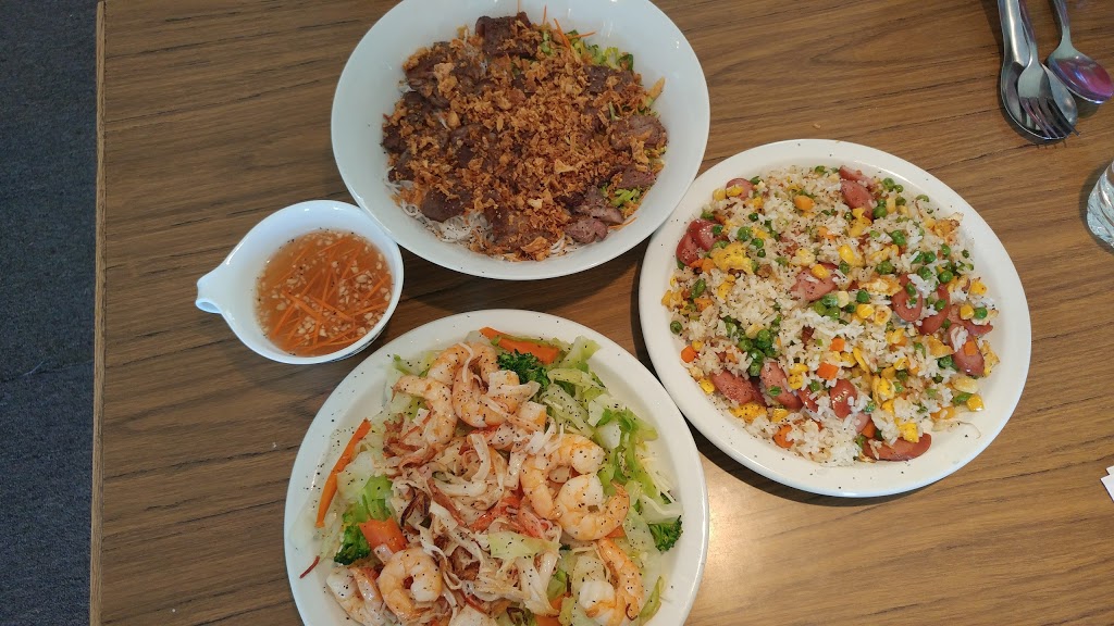 Pho Gia Thanh Restaurant | 102 Church St, Emerson, MB R0A 0L0, Canada | Phone: (204) 373-2499