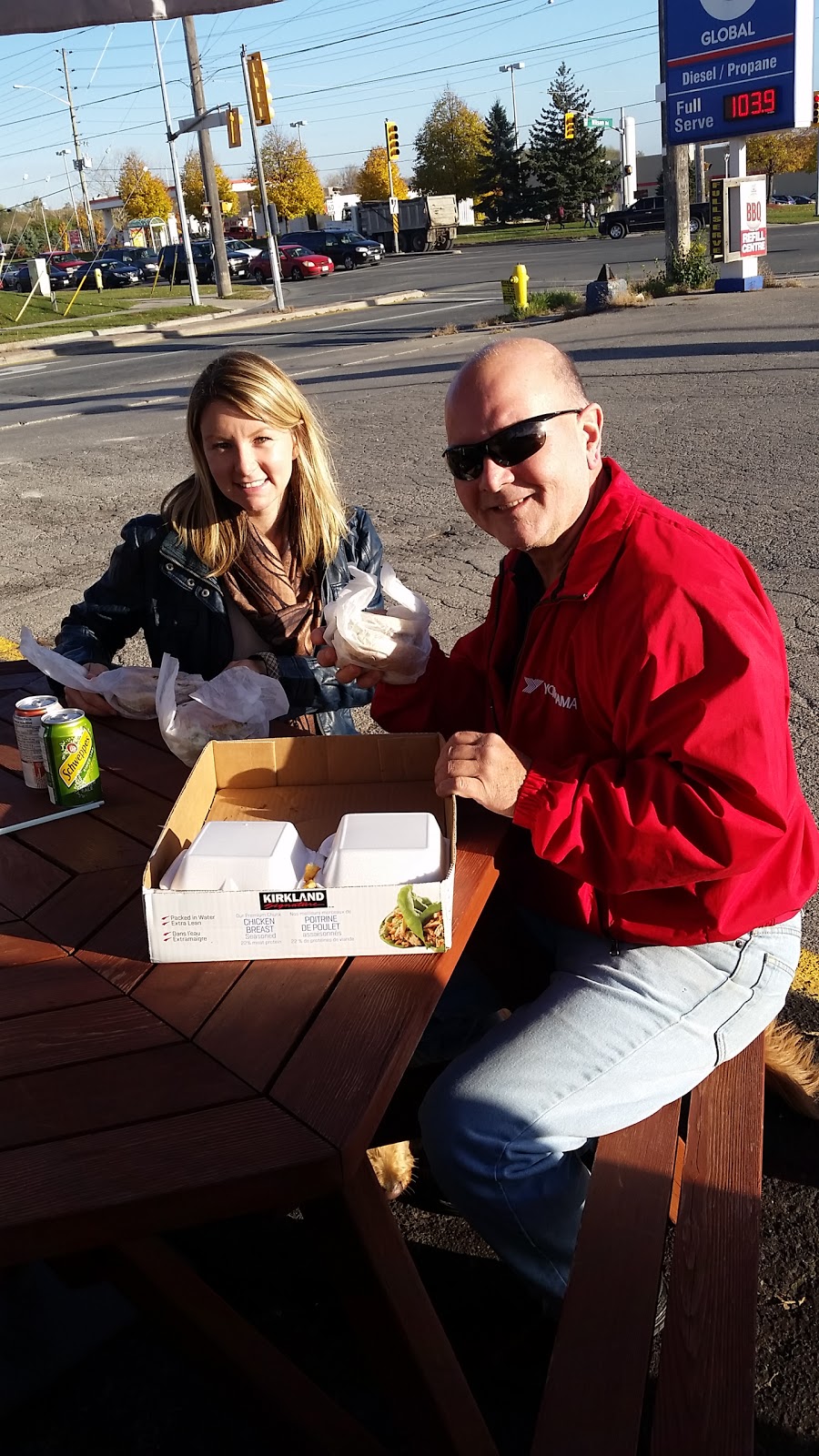 GMollys Fries | 540 Taunton Rd E, Oshawa, ON L1K 2B8, Canada | Phone: (905) 441-4287