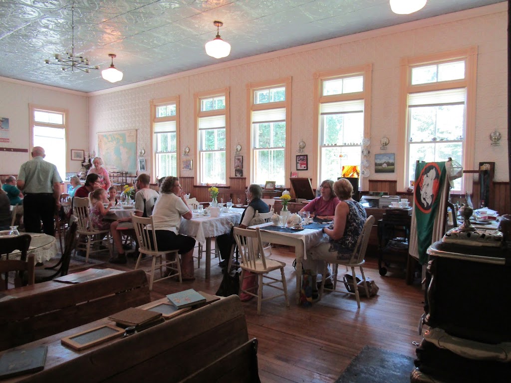 The Old Ormsby Schoolhouse Tea Room | 3084 Old Hastings Rd, Coe Hill, ON K0L 1P0, Canada | Phone: (613) 337-5067