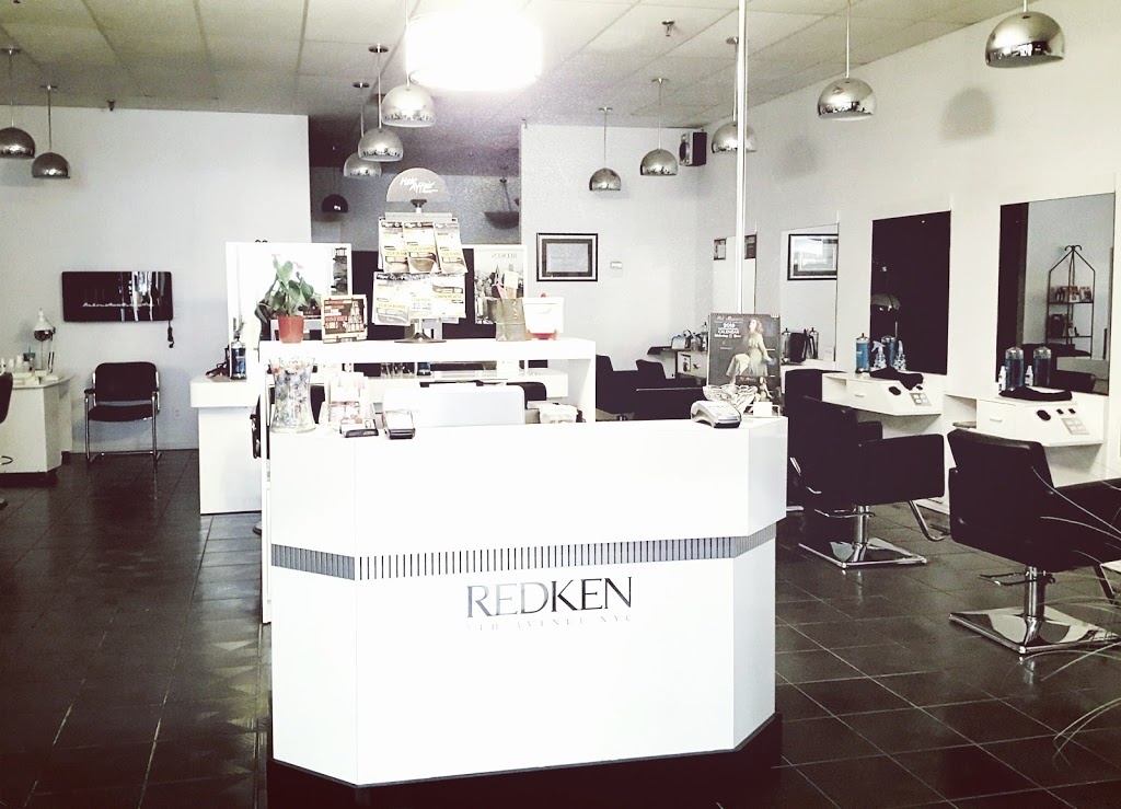 HQ Studio - Hairquarters | 285 Geneva St, St. Catharines, ON L2N 2G1, Canada | Phone: (905) 935-3317