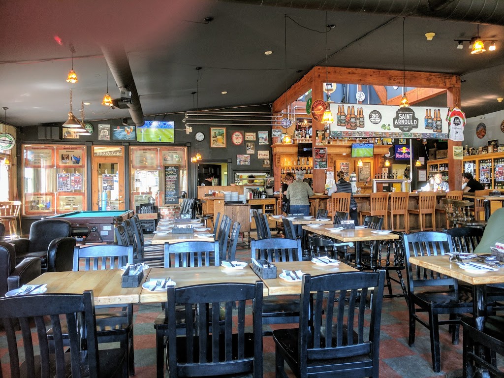Microbrasserie St-Arnould | 435 Rue des Pionniers, Mont-Tremblant, QC J8E 2S1, Canada | Phone: (819) 425-1262