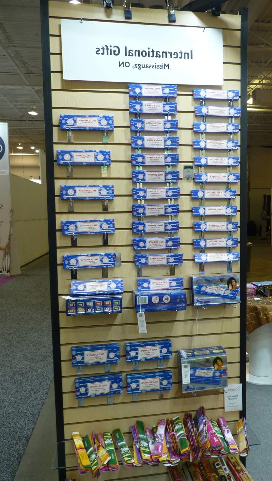 International Gifts Ltd | 7050b Bramalea Rd Unit 37, Mississauga, ON L5S 1S9, Canada | Phone: (905) 671-3653