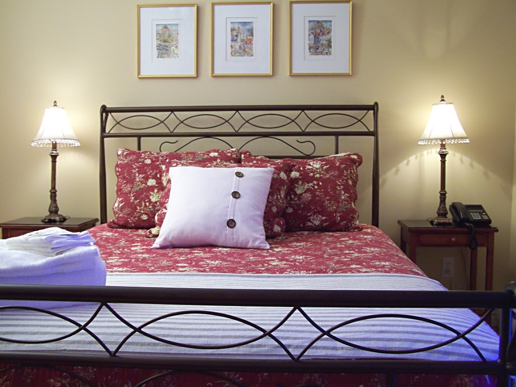 Auberge les Etchemins | 1831 QC-277, Lac-Etchemin, QC G0R 1S0, Canada | Phone: (418) 625-3999