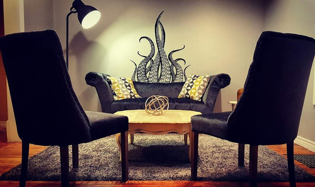 Octopus Red | 4 Harvard Ave, Brantford, ON N3R 2Z6, Canada | Phone: (519) 209-4189