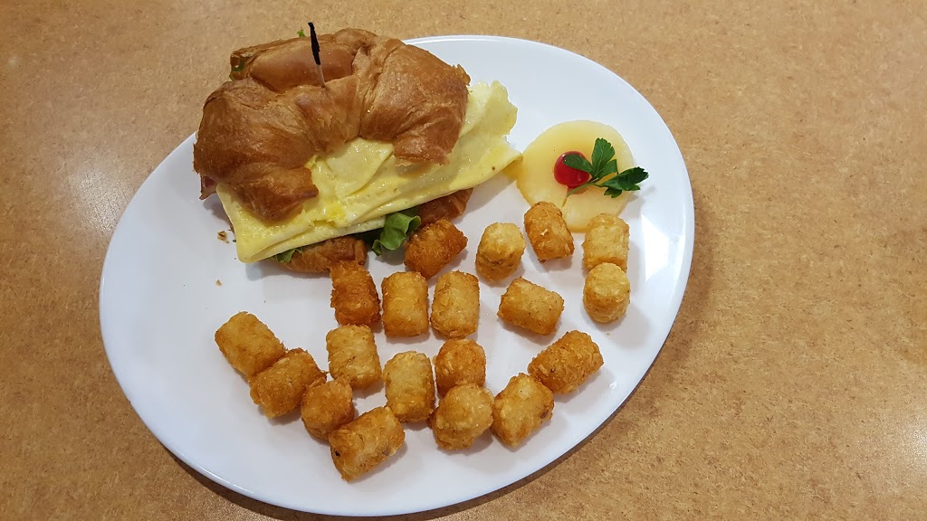Humptys Family Restaurants | 6510 4 St NE, Calgary, AB T2K 6H2, Canada | Phone: (403) 457-9902
