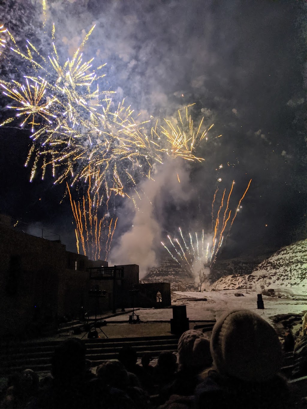 The Badlands Amphitheatre | Box 457, 605 17 St SW, Drumheller, AB T0J 0Y0, Canada | Phone: (403) 823-2001