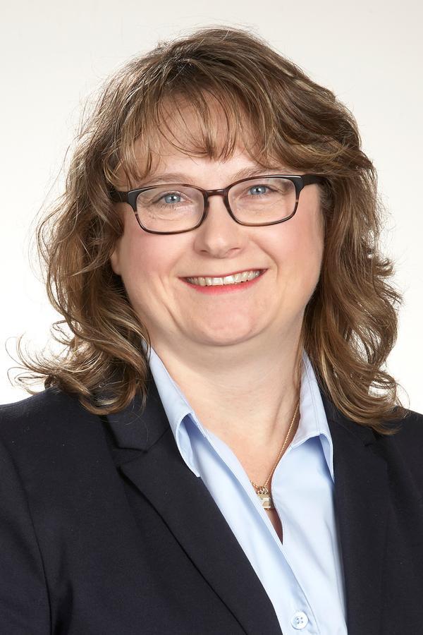 Edward Jones - Financial Advisor: Lisa Dekeyser | 460 Hume Street Ste#5, Collingwood, ON L9Y 1W6, Canada | Phone: (705) 444-9535