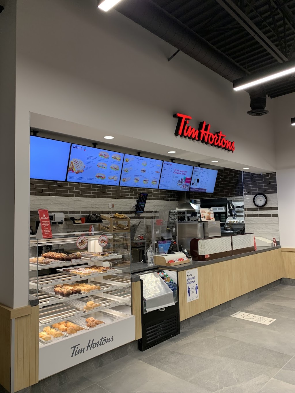 Tim hortons | 3990 Eglinton Ave W, Mississauga, ON L5M 2S3, Canada | Phone: (905) 828-8546