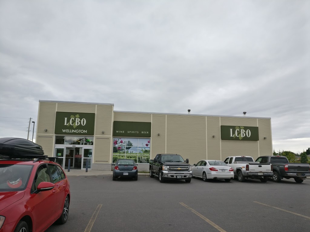 LCBO | 462 Wellington Main St, Wellington, ON K0K 3L0, Canada | Phone: (613) 399-3320