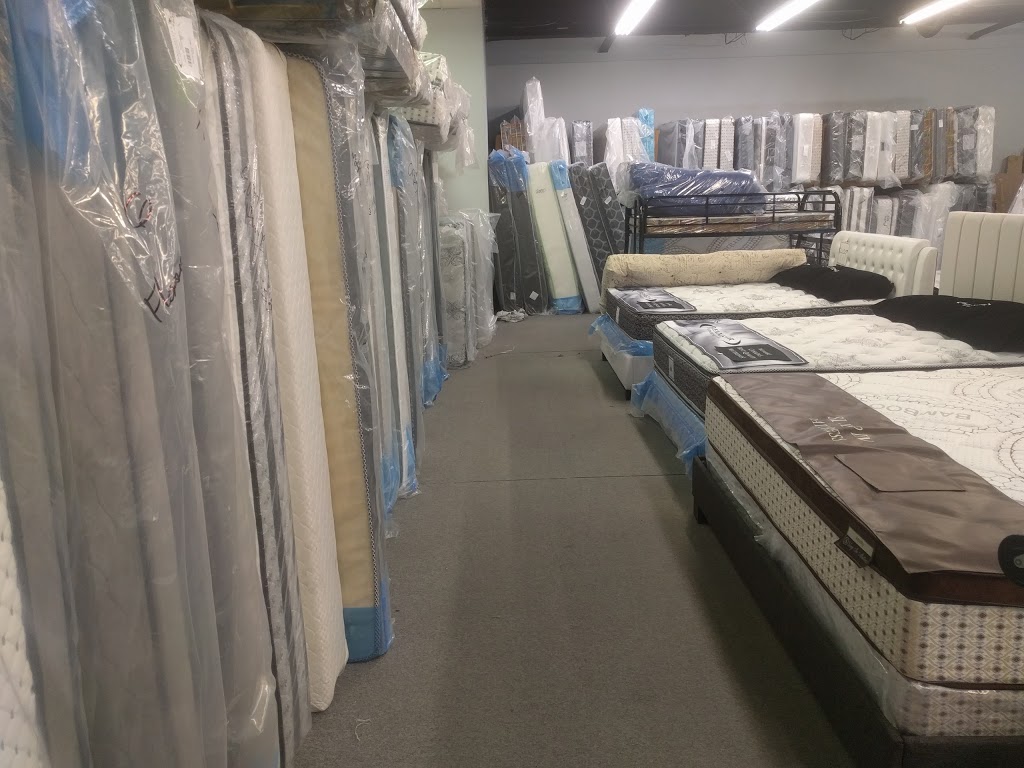 Sarnia Furniture & Sleep Centre | 1660 London Line, Sarnia, ON N7T 7H2, Canada | Phone: (519) 542-1215