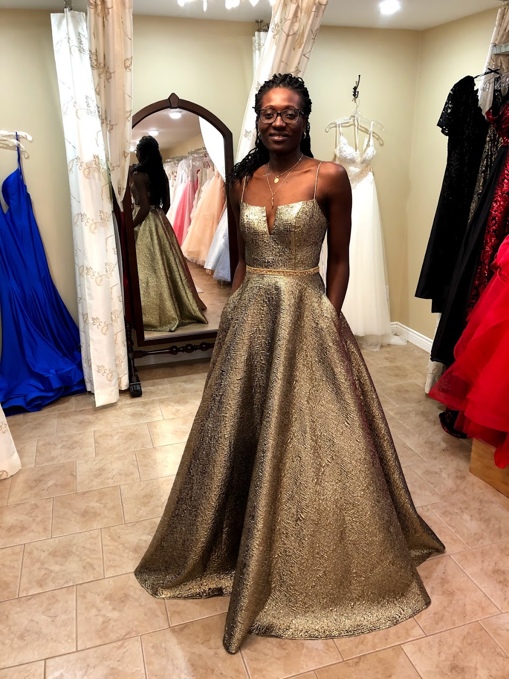 Dawn-Anns Bridal & Alterations | 135 Janice Ave, Moncton, NB E1A 0C5, Canada | Phone: (506) 852-4480