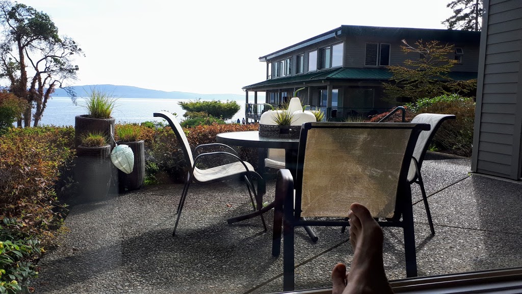 Inn of the Sea Resort | 3600 Yellow Point Rd, Ladysmith, BC V9G 1E8, Canada | Phone: (250) 245-0257