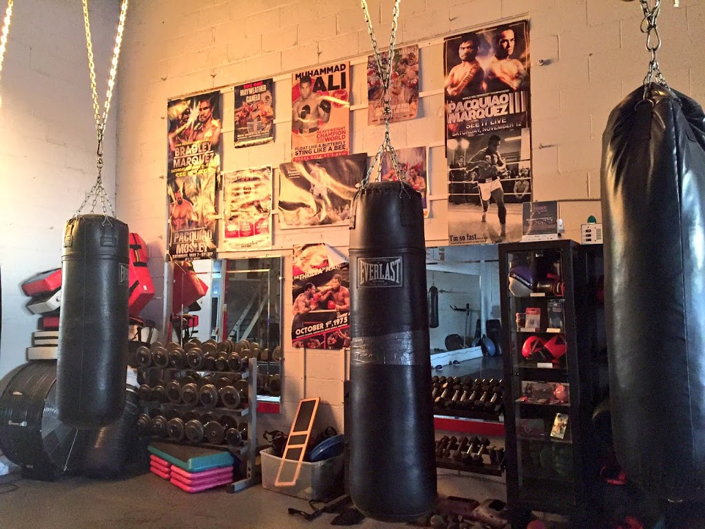 Kingsway Boxing Club | 22-B, Jutland Rd, Etobicoke, ON M8Z 2G9, Canada | Phone: (416) 234-0075