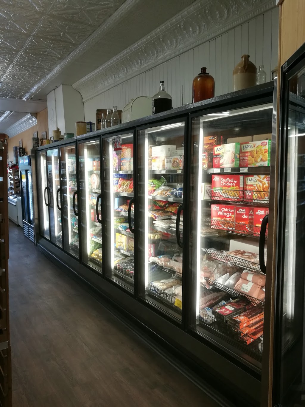 Kellys General Store | Canada, Saskatchewan, Imperial, Royal St, CA邮政编码: S0G 2J0 | Phone: (306) 963-2020