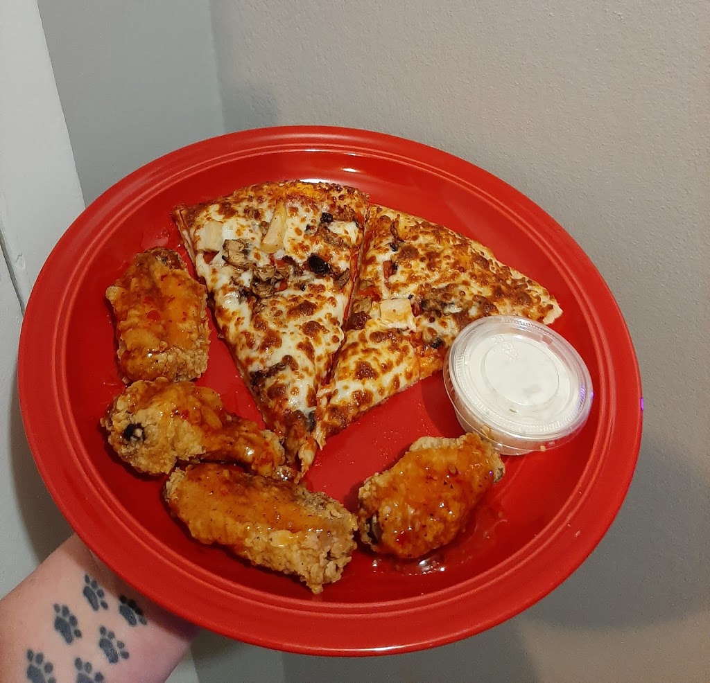 Pizza Wings & More | 3421 Fieldgate Dr, Mississauga, ON L4X 2J4, Canada | Phone: (905) 232-4411