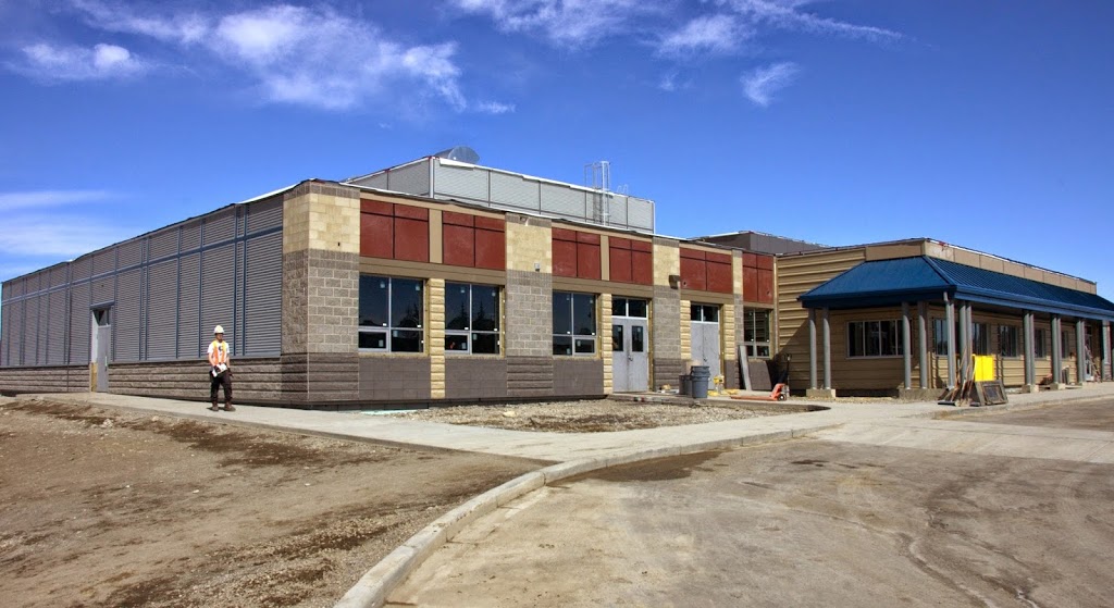 École Notre-Dame Des Vallees | 132 Quigley Dr, Cochrane, AB T4C 1R1, Canada | Phone: (403) 851-0244