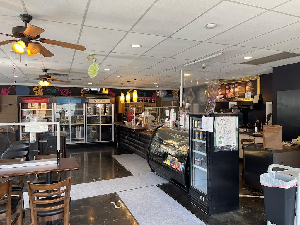 DeOro Coffee Lounge | 651 Main St, Lillooet, BC V0K 1V0, Canada | Phone: (604) 614-4206