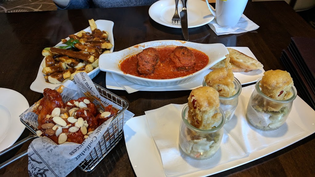 Curve Lounge | 8811 River Rd, Richmond, BC V6X 3P8, Canada | Phone: (604) 273-1895