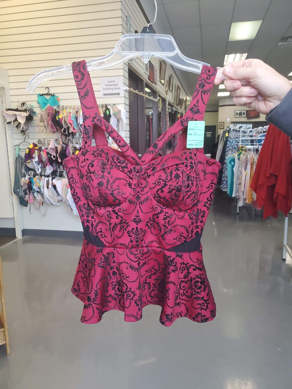 Aylmer Thrift Store | 300 Talbot St W, Aylmer, ON N5H 1K2, Canada | Phone: (519) 765-1356