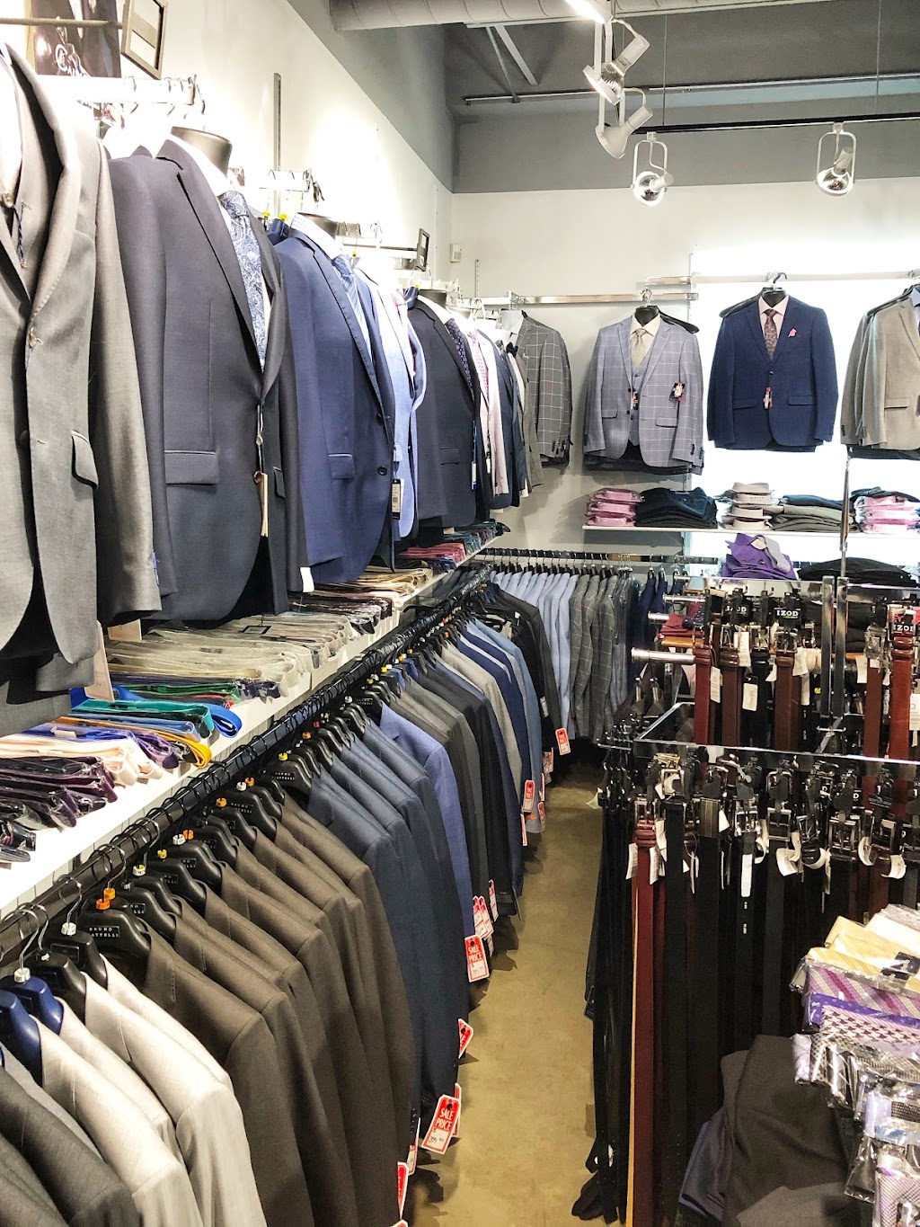 ESCO CLOTHIERS | 6970 Edwards Blvd, Mississauga, ON L5T 2W2, Canada | Phone: (905) 564-7677