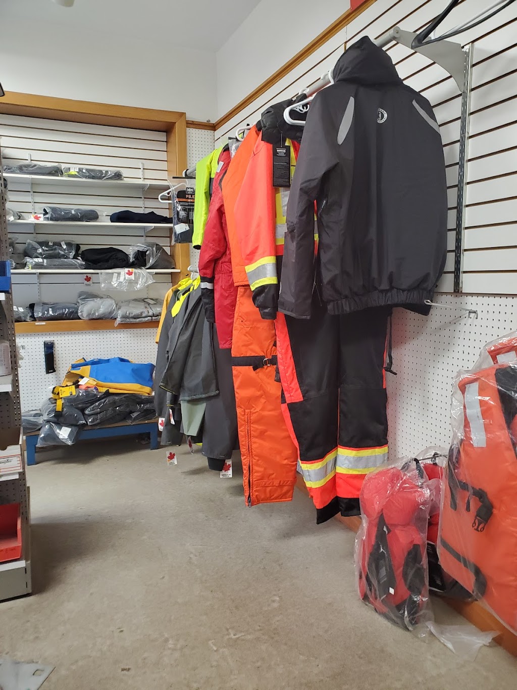 Strait Supplies | 15 Langley Ln, Point Tupper, NS B9A 1Z1, Canada | Phone: (902) 625-1876