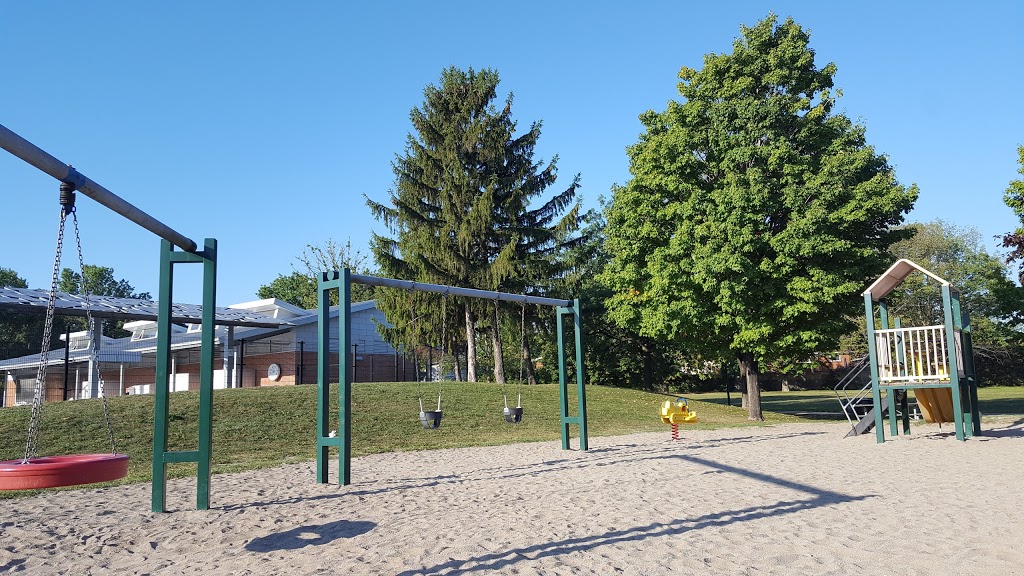 Applewood Heights Park | 3119 Joel Kerbel Pl, Mississauga, ON L4Y 0B1, Canada