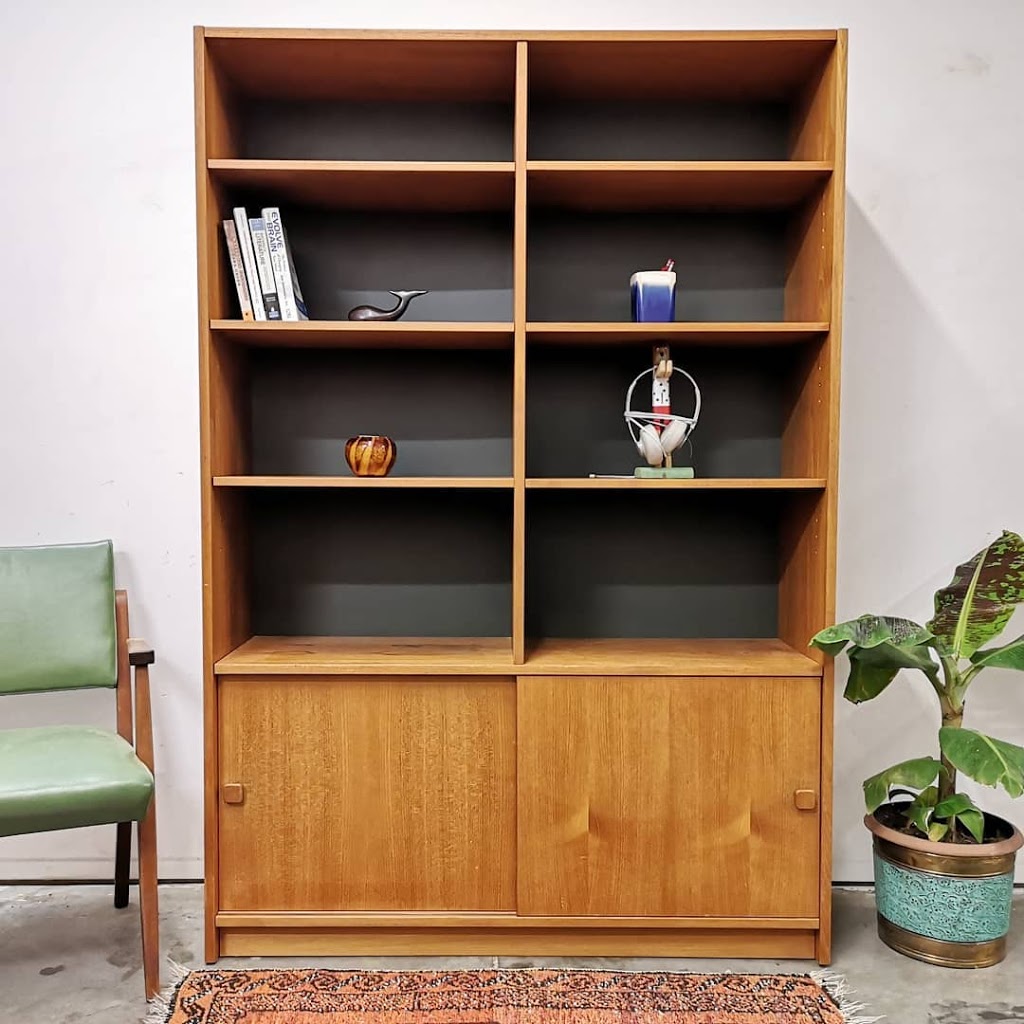 Full Circle Furniture - open by appointment | 15100 Knox Way Unit 125, Richmond, BC V6V 3A8, Canada | Phone: (778) 957-6108