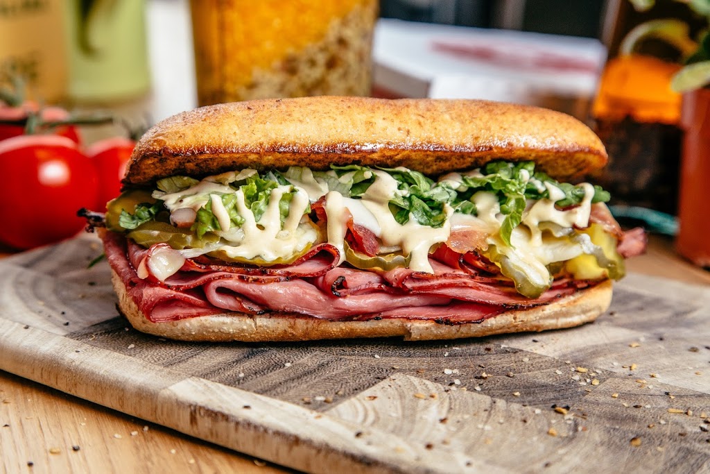 Pannizza | 1600 Regent Ave W, Winnipeg, MB R2C 3B5, Canada | Phone: (204) 417-3900