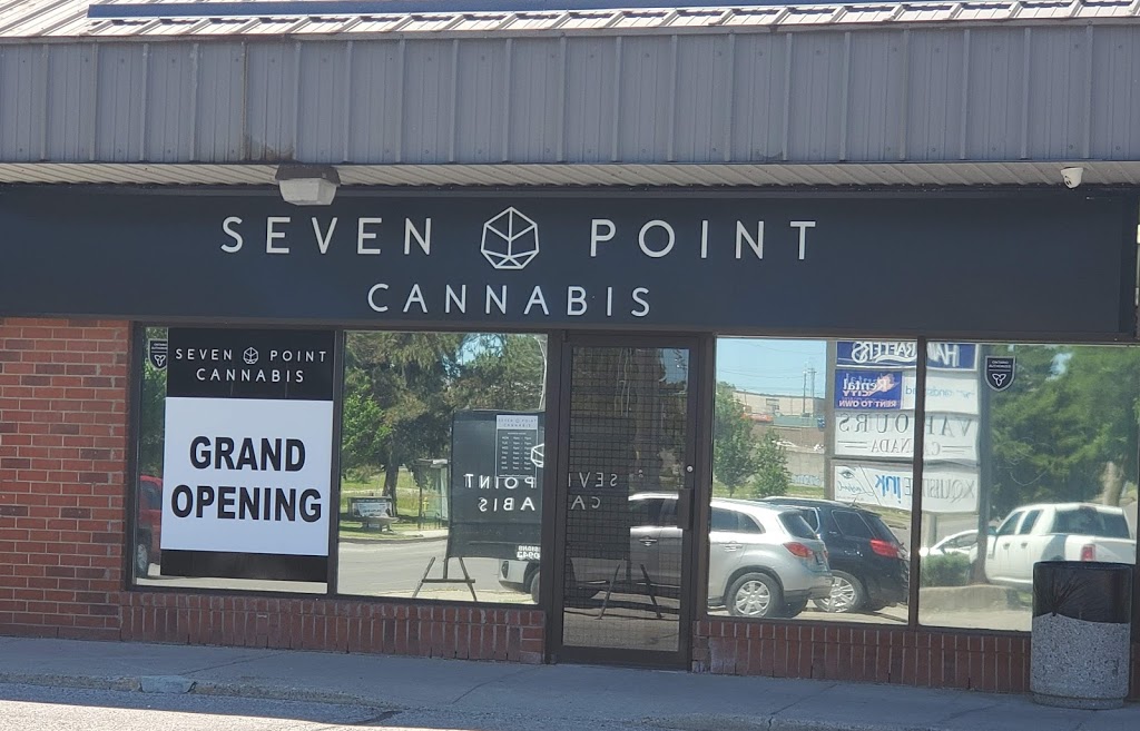 Seven Point Cannabis Brantford | 10 Stanley St Unit 1, Brantford, ON N3S 7N4, Canada | Phone: (519) 304-1020
