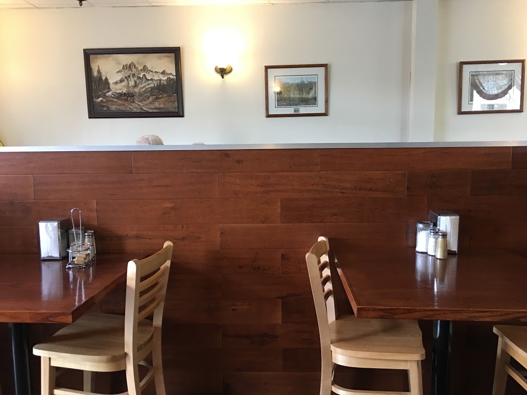 Aldergrove Cafe | 3091 276 St, Aldergrove, BC V4W 3L4, Canada | Phone: (604) 381-3110
