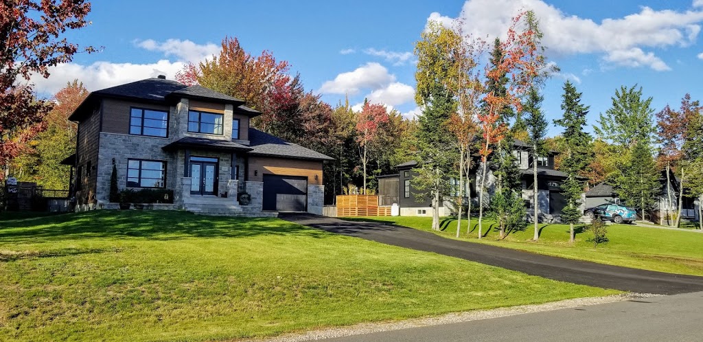 Les Hauts Bois de Shannon | 11 Avenue Cedar, Shannon, QC G3S 0N1, Canada | Phone: (418) 907-2030
