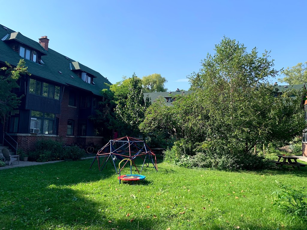 Bain Apartments Co-operative Inc. | 100 Bain Ave, Toronto, ON M4K 1E8, Canada | Phone: (416) 466-2186