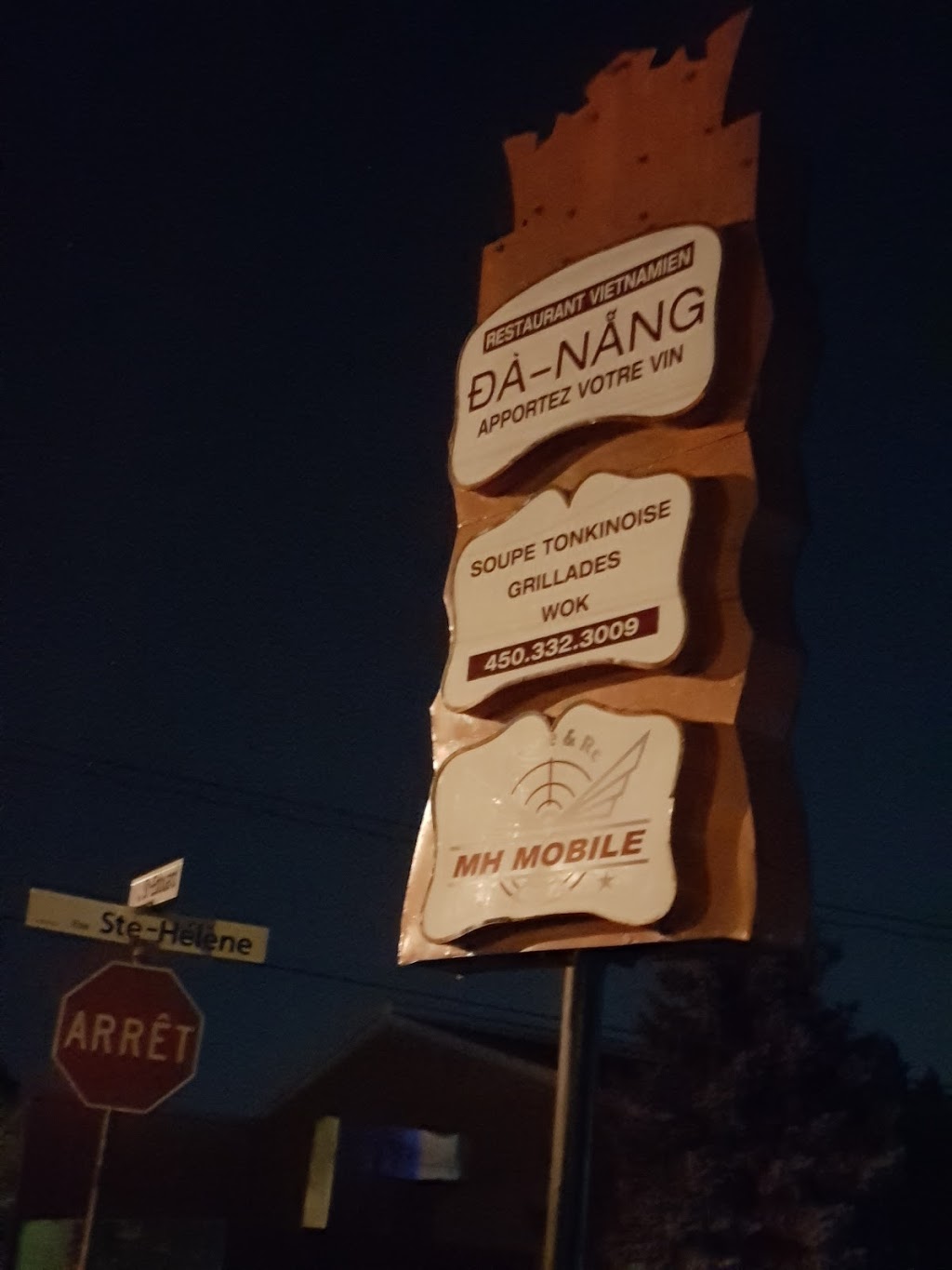 Da Nang Restaurant vietnamien | 1181 Rue Sainte-Hélène, Longueuil, QC J4K 1S9, Canada | Phone: (450) 332-3009