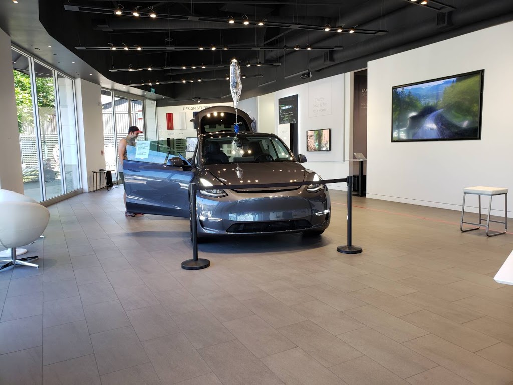 Tesla | 860 Main St D3, West Vancouver, BC V7T 2Z3, Canada | Phone: (778) 734-0158