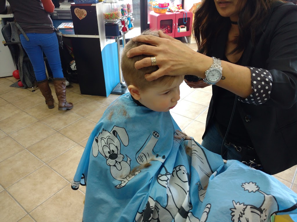 Minicoupe Coiffure | 270 Blvd. Samson Local 303, Laval, QC H7X 2Y9, Canada | Phone: (450) 719-6464