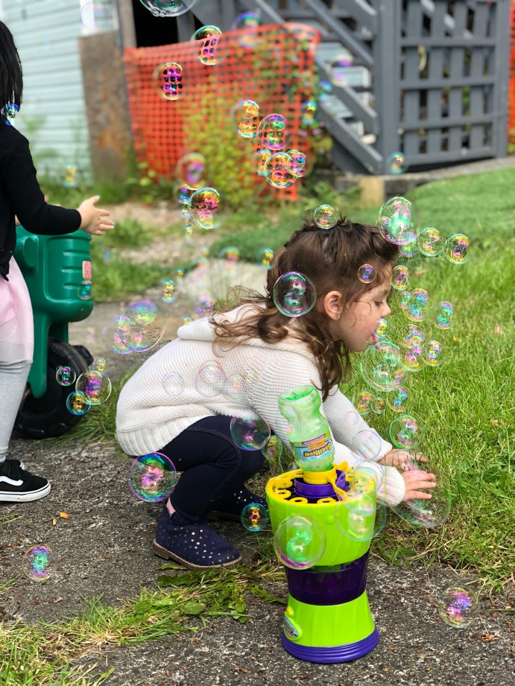 Metrotown Daycare | 7250 Dow Ave, Burnaby, BC V5J 3X4, Canada | Phone: (778) 872-1239