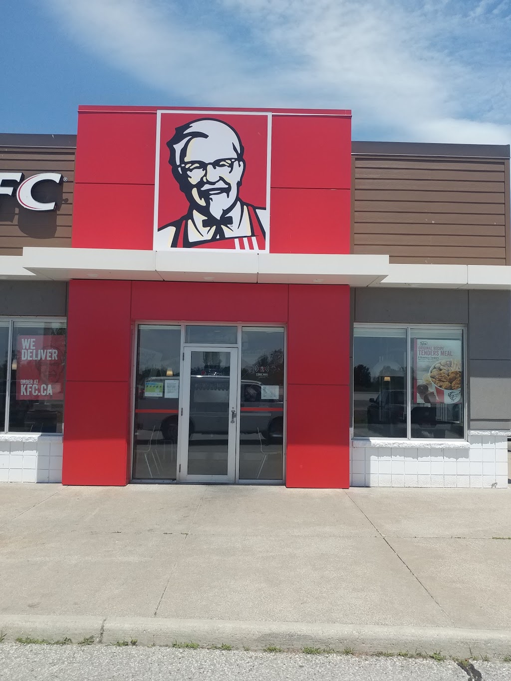 KFC | meal delivery | 27 Amy Croft, Road, Tecumseh, ON N9K 1C7, Canada | 5197393067 OR +1 519-739-3067