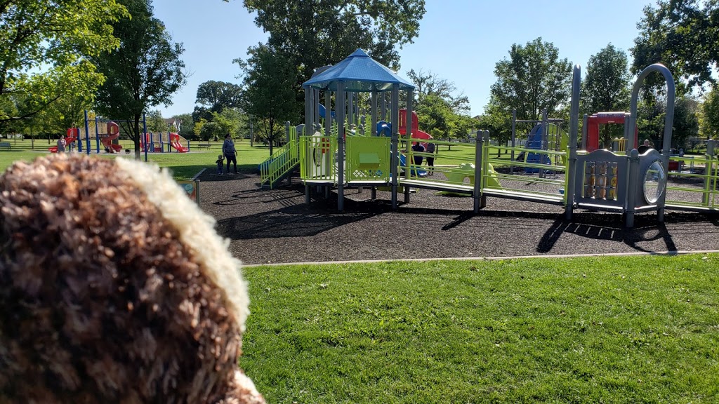 Lacasse Park | 590 Lacasse Blvd, Windsor, ON N8N 2C1, Canada | Phone: (519) 735-2184