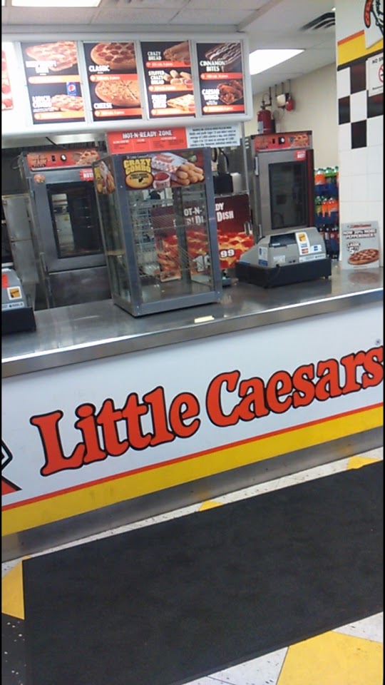Little Caesars Pizza | 1077 N Service Rd, Mississauga, ON L4Y 1A6, Canada | Phone: (905) 897-7400